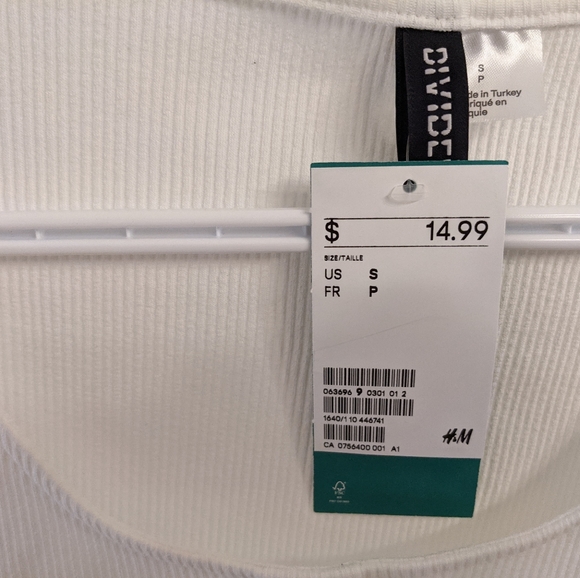 3 for $15 H&M White Crop Top - Picture 2 of 3
